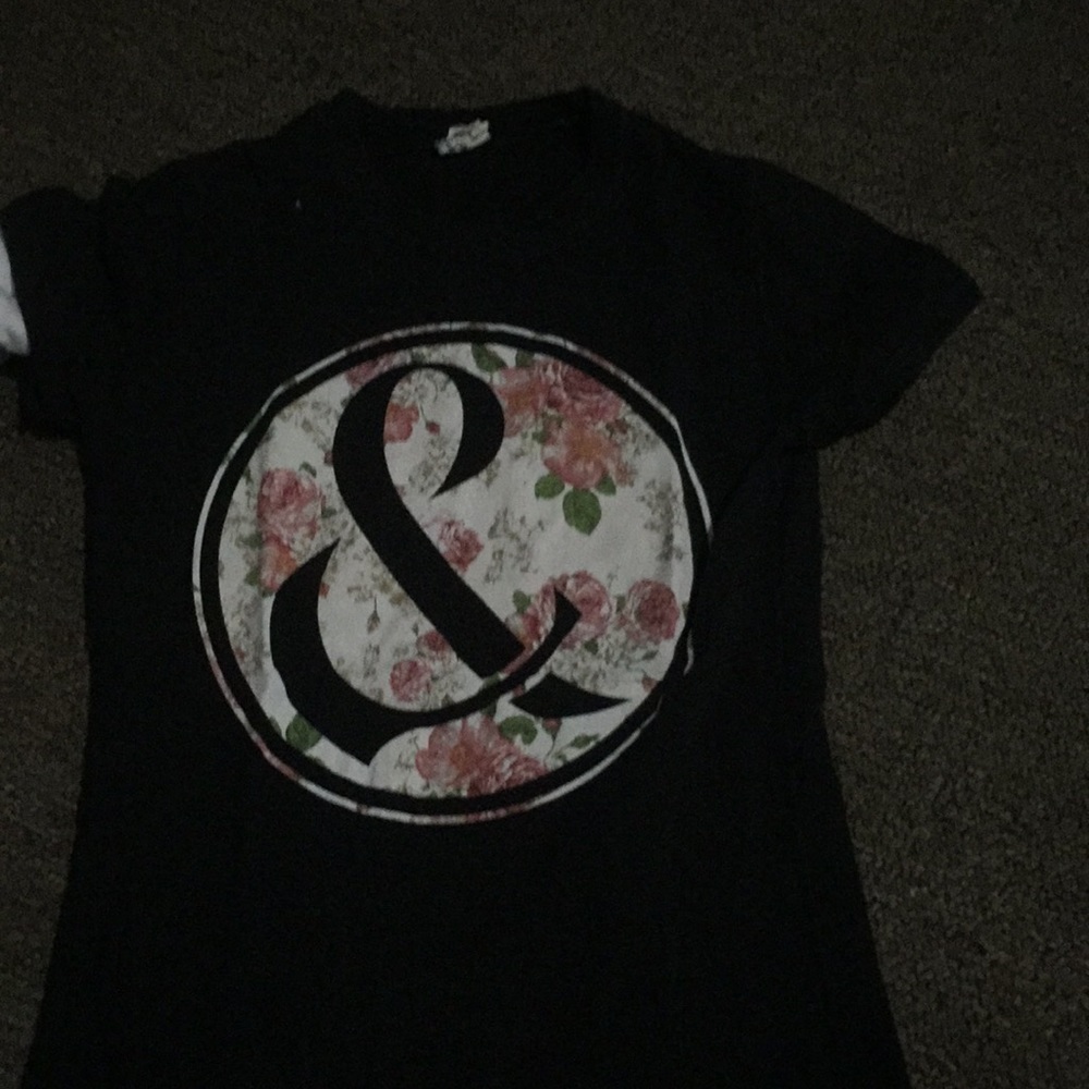 sleeping with sirens tee
